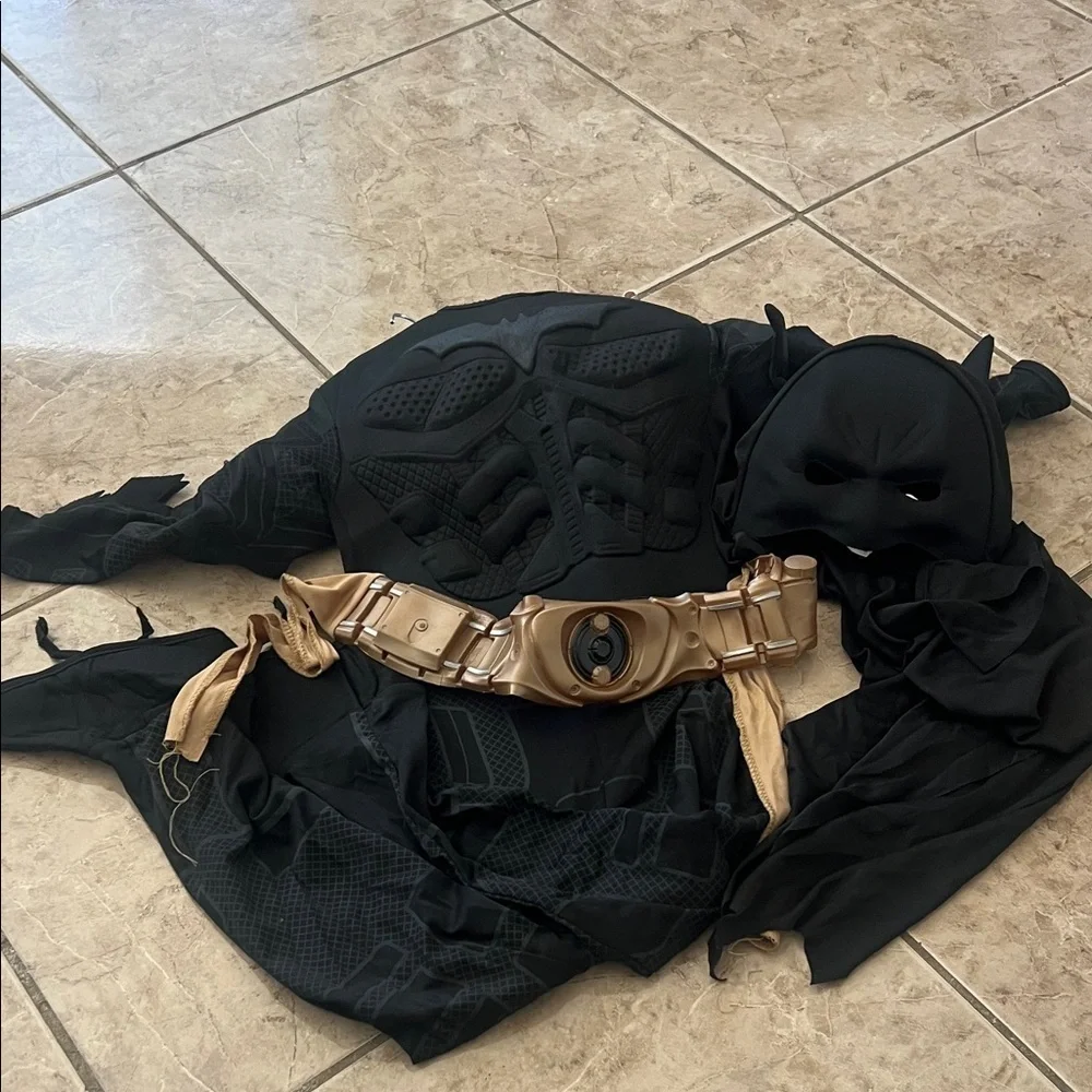 DC‎ Batman Costume for Kids Size Small